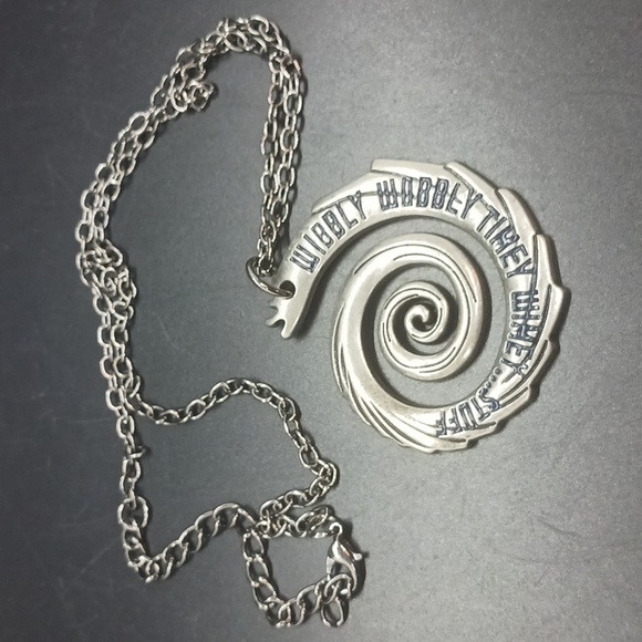 BBC  Doctor Who  Necklace   21 Inches Long - Picture 5 of 5